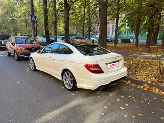 2013 Mercedes-Benz C-Класс 180 III (W204) Рестайлинг, белый, 1650000 рублей, вид 3