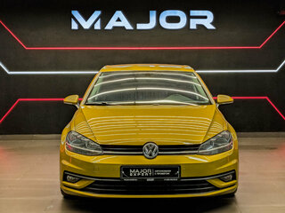 2018 Volkswagen Golf VII Рестайлинг, коричневый, 1850000 рублей, вид 2