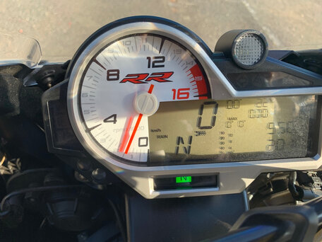 2017 BMW S 1000 RR, серый, 1270000 рублей, вид 4