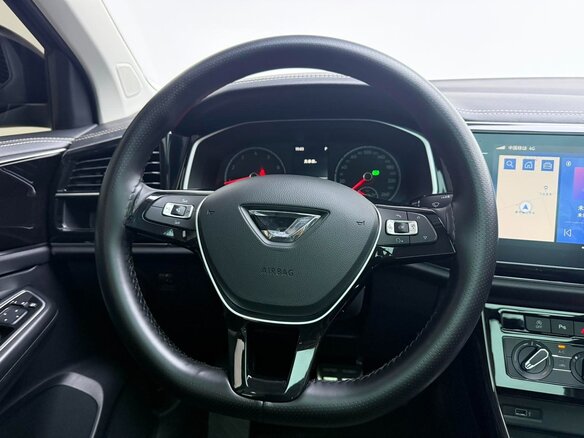 2022 Jetta VS7 I Рестайлинг 1, чёрный, 1450000 рублей - вид 5