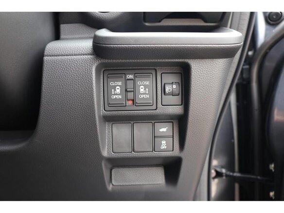 2023 Honda Stepwgn Spada VI, чёрный, 4479009 рублей - вид 20