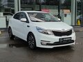 2015 Kia Rio III Рестайлинг, белый - вид 2