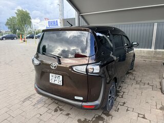 2019 Toyota Sienta II Рестайлинг, коричневый, 1190000 рублей, вид 5