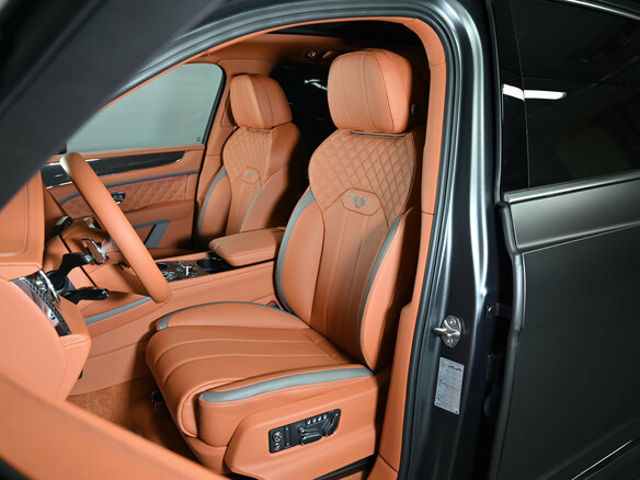 2021 Bentley Bentayga Speed I Рестайлинг, серый - вид 23