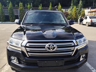 2015 Toyota Land Cruiser 200 Series Рестайлинг 2, чёрный, 12000000 рублей, вид 1