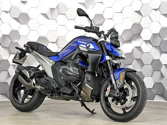 2025 BMW R 1300 R, синий, 2399000 рублей