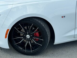 2019 Chevrolet Camaro VI Рестайлинг, белый, 2690000 рублей, вид 3