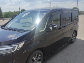 2018 Honda Stepwgn Spada V Рестайлинг, чёрный, 1980000 рублей, вид 4