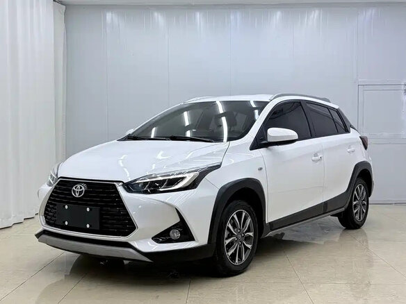 2022 Toyota Yaris L X XP150 Рестайлинг, белый, 1019099 рублей