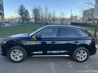 2022 Audi Q5 45 TFSI II (FY) Рестайлинг, чёрный, 3950000 рублей, вид 5