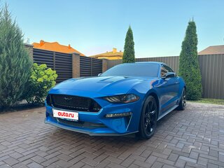 2020 Ford Mustang VI Рестайлинг, синий, 3490000 рублей, вид 4