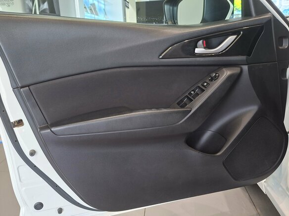 2014 Mazda 3 III (BM), белый - вид 22