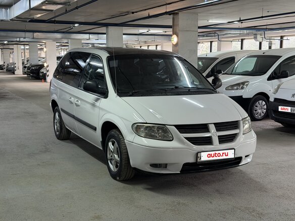 2005 Dodge Caravan 4-speed IV, белый