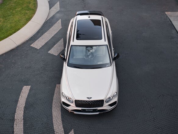 2026 Bentley Bentayga I Рестайлинг, серый, 45900000 рублей - вид 18