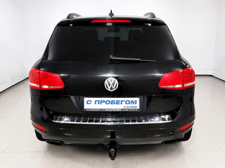 2011 Volkswagen Touareg II, чёрный, 1330000 рублей, вид 3