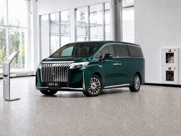 2025 Wey 80 Premium 37.96 kWh, зелёный, 7199000 рублей