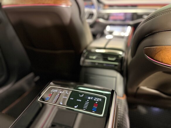 2019 Audi A8 Long 55 TFSI IV (D5), белый, 4790000 рублей - вид 34
