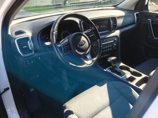 2018 Kia Sportage IV, белый, 2099000 рублей, вид 5