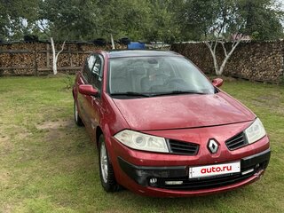 2006 Renault Megane II Рестайлинг, красный, 360000 рублей, вид 2