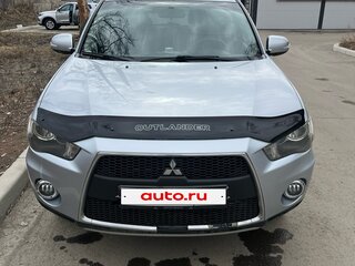 2011 Mitsubishi Outlander II Рестайлинг, серебристый, 1085000 рублей, вид 3