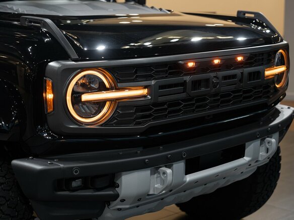 2026 Ford Bronco Raptor VI, чёрный - вид 10