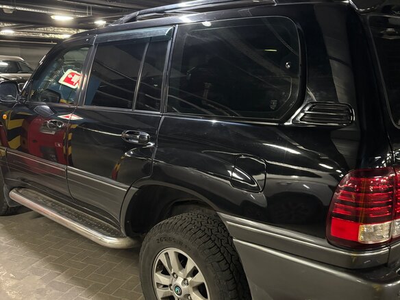 2003 Lexus LX 470 II Рестайлинг, чёрный - вид 11