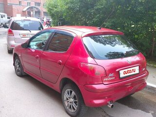 2006 Peugeot 206, красный, 450000 рублей, вид 2