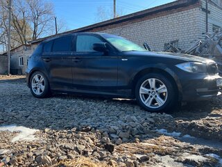 2010 BMW 1 серии 118i I (E81/E82/E87/E88) Рестайлинг, чёрный, 845000 рублей, вид 3