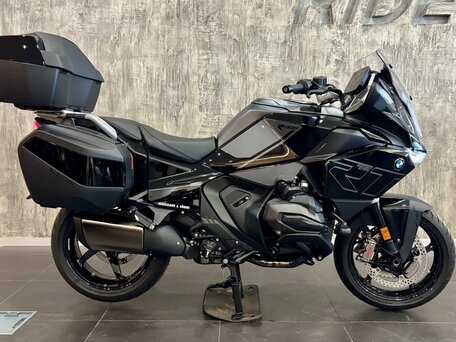 2025 BMW R 1300 RT, чёрный, 3990000 рублей, вид 1