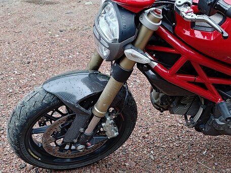 2011 Ducati Monster 1100, красный, 530000 рублей, вид 4
