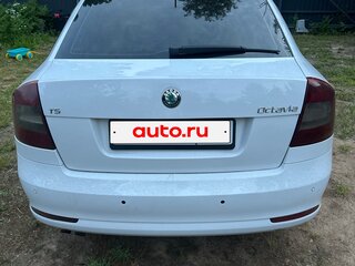 2011 Skoda Octavia DSG7 II (A5) Рестайлинг, белый, 850000 рублей, вид 2