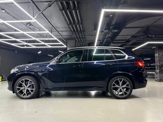 2022 BMW X5 30d IV (G05/G18), синий, 8490000 рублей, вид 4