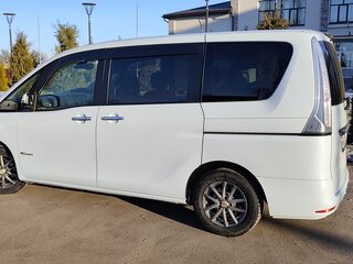 2014 Nissan Serena IV (C26), белый, 1360000 рублей, вид 5