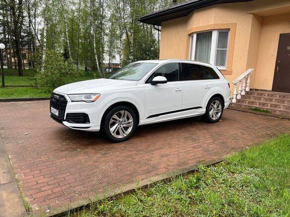 2021 Audi Q7 45 TFSI II (4M) Рестайлинг, белый - вид 2