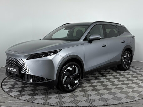 Omoda C7