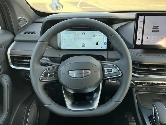 2026 Geely Okavango I Рестайлинг, серый, 4085990 рублей - вид 12