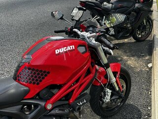 2012 Ducati Monster 796, красный, 420000 рублей, вид 2