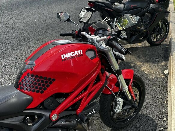 2012 Ducati Monster 796, красный, 420000 рублей - вид 1