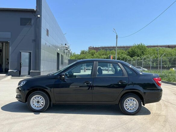 2026 Lada (ВАЗ) Granta I Рестайлинг, чёрный, 987000 рублей - вид 5