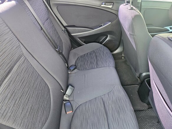 2015 Hyundai Solaris I Рестайлинг, белый, 825000 рублей - вид 10