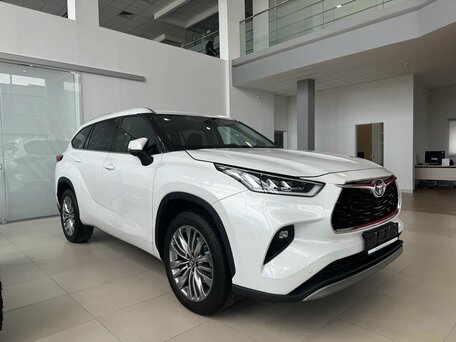 2026 Toyota Highlander IV (XU70), белый, 5900000 рублей, вид 2