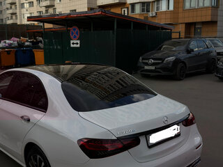 2020 Mercedes-Benz E-Класс 300 e V (W213, S213, C238) Рестайлинг, белый, 4350000 рублей, вид 4