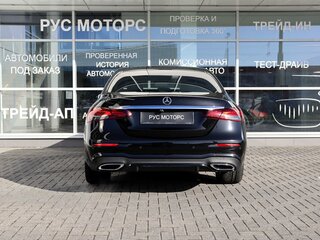2020 Mercedes-Benz E-Класс 200 d V (W213, S213, C238) Рестайлинг, чёрный, 4500000 рублей, вид 4