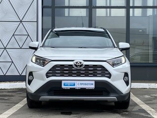 2019 Toyota RAV4 V (XA50), белый, 2949000 рублей, вид 2