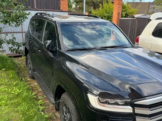 2022 Toyota Land Cruiser 300 Series, чёрный, 9000000 рублей, вид 3