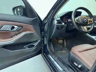 2024 BMW 3 серии Long 320Li VII (G2x) Рестайлинг, чёрный, 3161255 рублей, вид 4