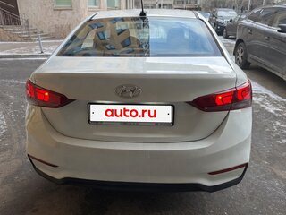 2017 Hyundai Solaris II, белый, 735000 рублей, вид 5