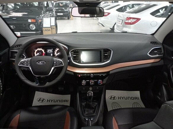 2026 Lada (ВАЗ) Vesta SW Cross I Рестайлинг (NG), белый - вид 15