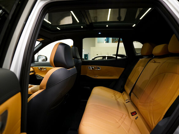 2026 Geely EX5 Гибрид EM-i, серебристый, 3974990 рублей - вид 15