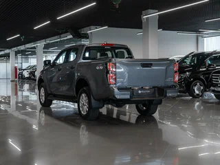 2025 Isuzu D-Max III, серый, 5350000 рублей, вид 5